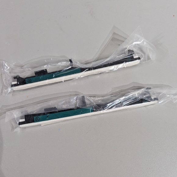 OEM Lexmark Fuser Wiper 40X8579 - Brand New in box - Picture 4 of 5